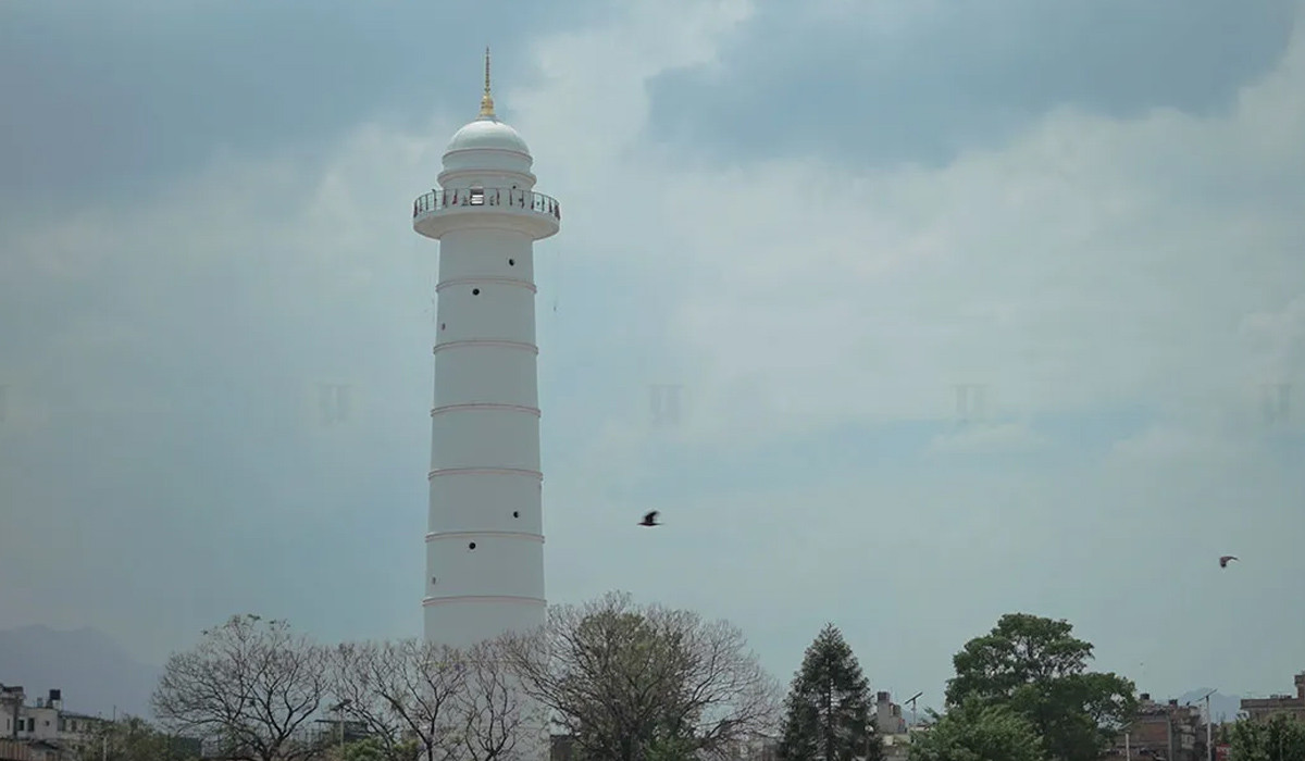 एक सातामा धरहराबाट करिब  १५ लाख राजस्व सङ्कलन