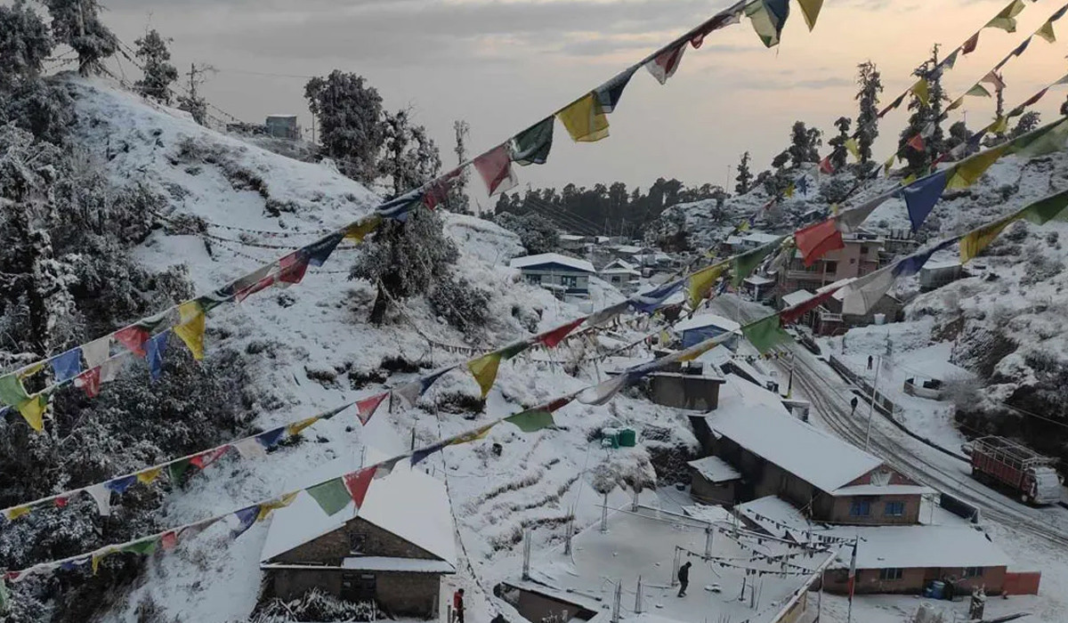 सङ्खुवासभाको मकालु क्षेत्रमा हिमपात, जनजीवन प्रभावित