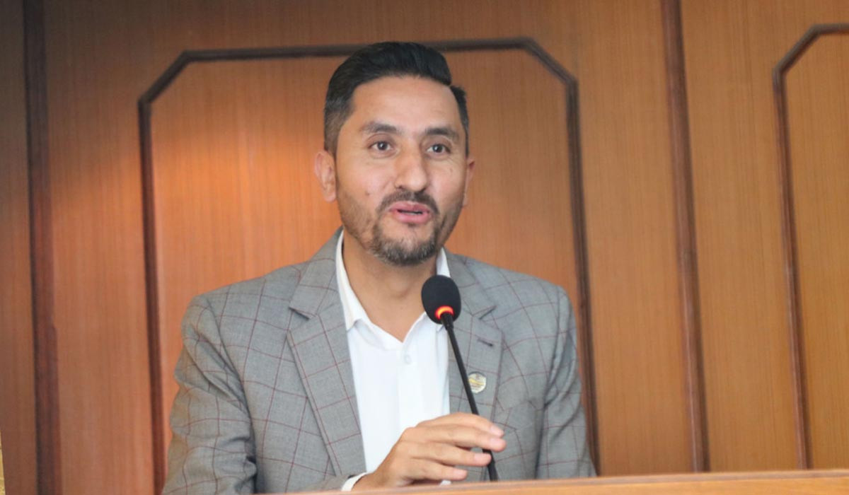 सामाजिक सञ्जाल नियमनका लागि कार्यदल बनाउन काउन्सिललाई सञ्चारमन्त्रीको सुझाव