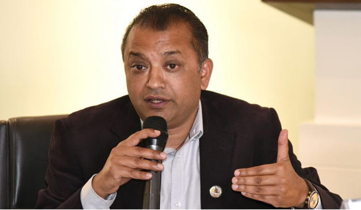 गगन थापाले राष्ट्रियसभा उम्मेदवार छनोट र एमालेसँगको तालमेलमा फरक मत देखाए