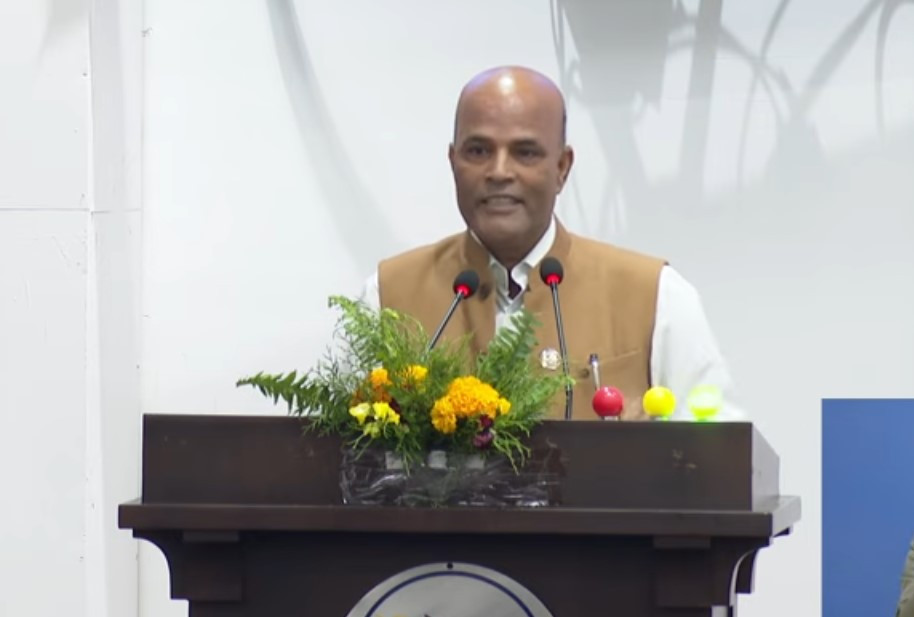 सांसद अमरेशकुमार सिंहको आक्रोश: 'मधेस विस्फोटको संघारमा, उपचार गरौं समयमै'
