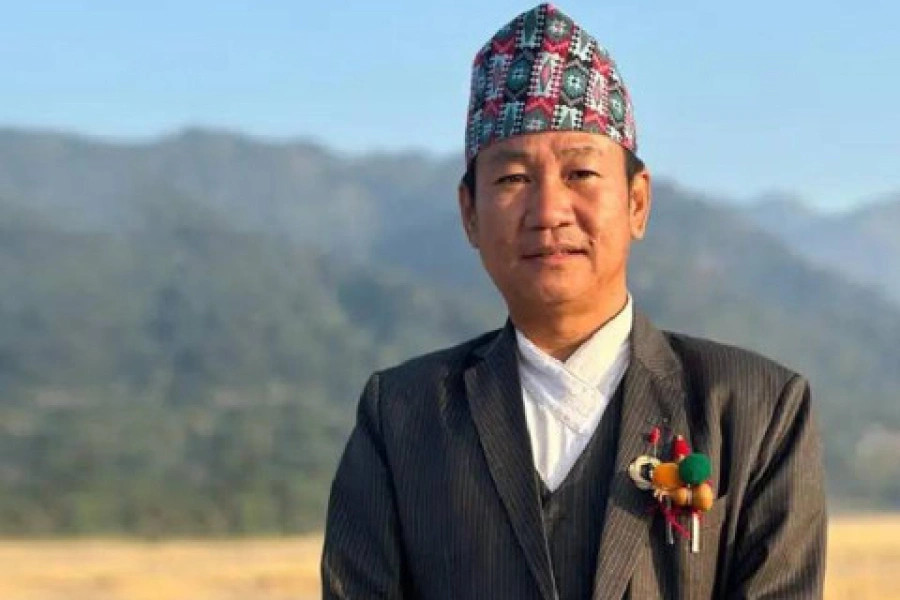 दुई दिने सार्वजनिक बिदा पुनर्विचार गर्न हर्क साम्पाङको आग्रह