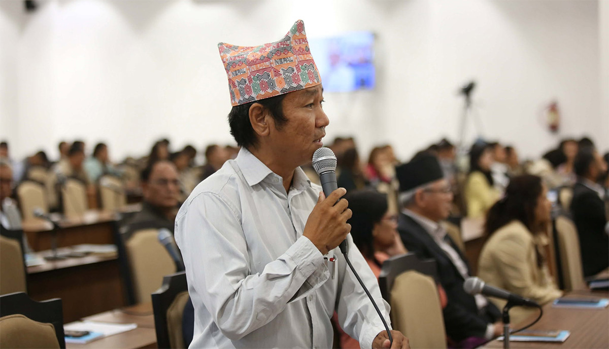 प्रधानमन्त्रीले नै सदनमा आएर सीमा अभिव्यक्ति सच्याउनुपर्छ" — हर्क साम्पाङ